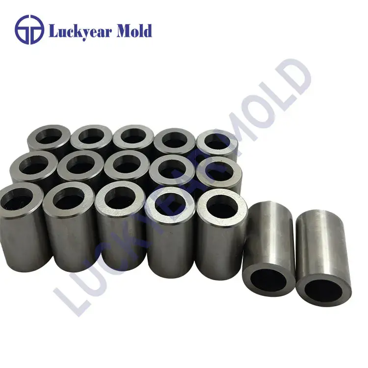 Aké materiály sa bežne používajú na lisovanie dielov?